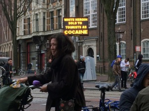 Amsterdam Warnimg